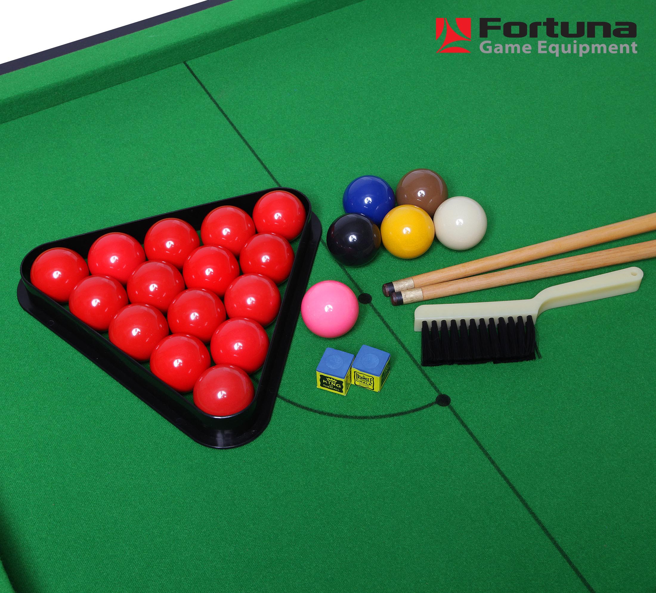 BILYARDNIY_STOL_SNOOKER_FORTUNA_HOBBY_5_FUTOV_S_KOMPLEKTOM_AKSESSUAROV